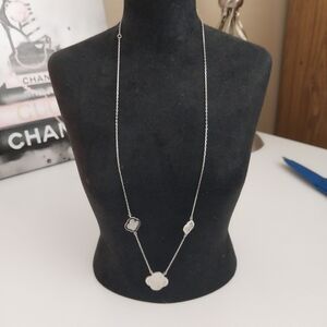 NWOT Sterling silver 3 station white clovers